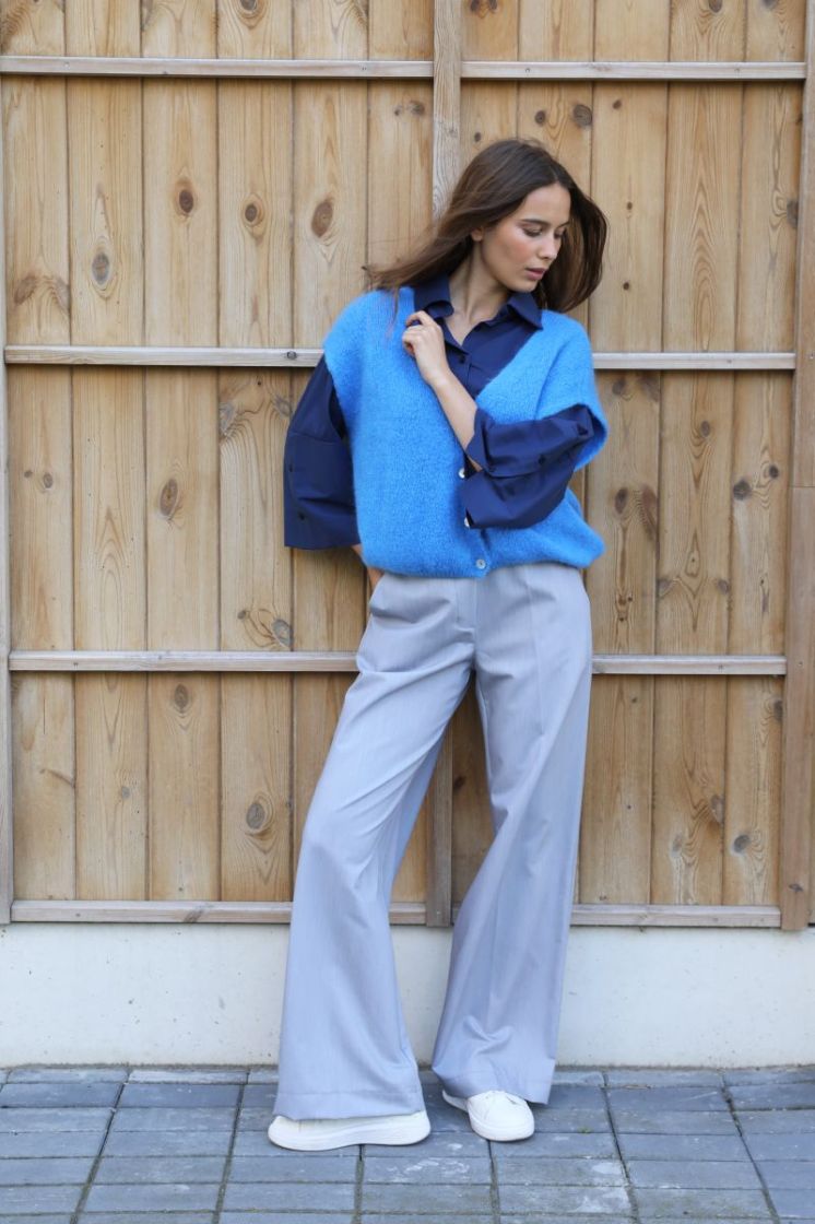  364 royal blue